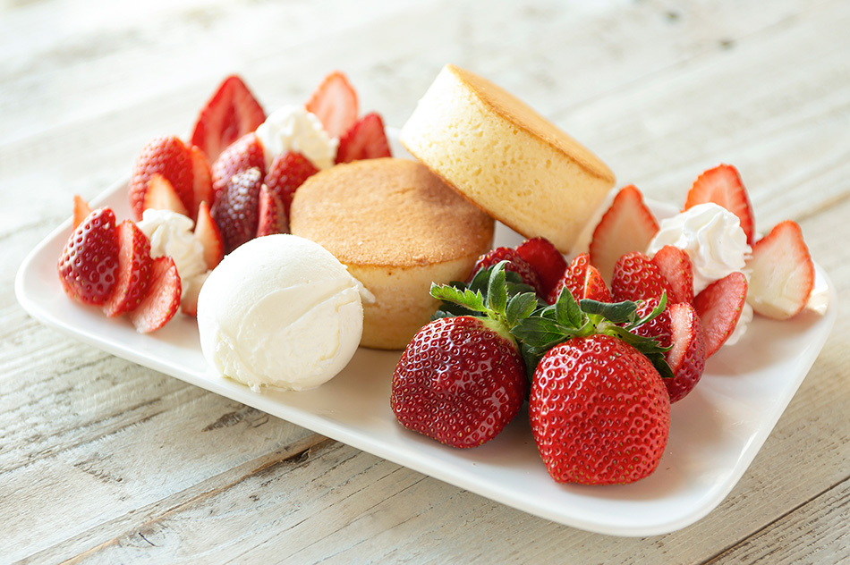 完熟いちごのパンケーキ